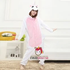 Pyjama Licorne Rose Combinaison Femme Homme Déguisement 9 Pyjama Licorne Rose Combinaison Femme Homme Déguisement -Favolicorne Déguisement Promos Magasin af190121 2