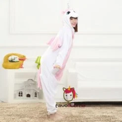 Pyjama Licorne Rose Combinaison Femme Homme Déguisement 10 Pyjama Licorne Rose Combinaison Femme Homme Déguisement -Favolicorne Déguisement Promos Magasin af190121 3