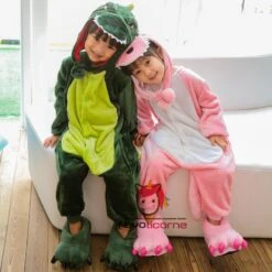 Combinaison Pyjama Enfants Dinosaure Capuche Garçon & Fille Déguisement Déguisement 7 Combinaison Pyjama Enfants Dinosaure Capuche Garçon & Fille Déguisement Déguisement -Favolicorne Déguisement Promos Magasin fk19007 2